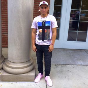 Meet your Posher, Felix